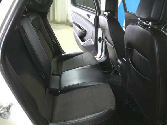 Opel Astra, 1.6 л, АТ, 2012 фото 1