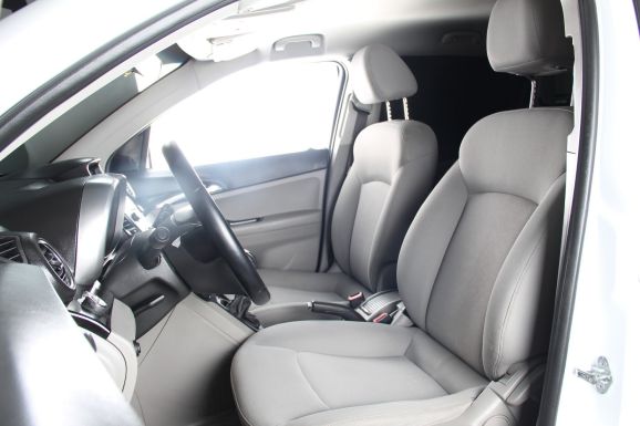 Chevrolet Orlando, 1.8 л, МТ, 2013 фото 8