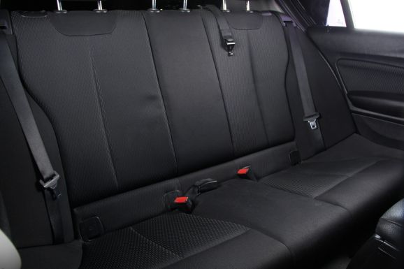 BMW 1 серии, 1.6 л, АТ, 2011 фото 1