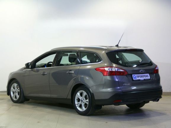 Ford Focus, 2.0 л, Робот, 2014 фото 5