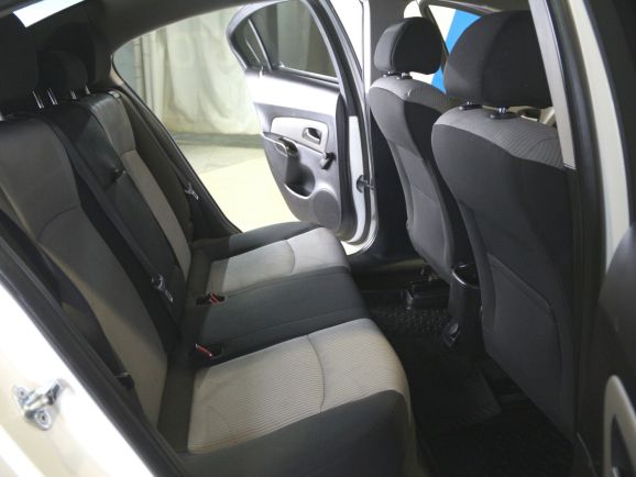 Chevrolet Cruze, 1.6 л, АТ, 2011 фото 1