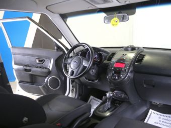 Kia Soul, 1.6 л, АКПП, 2011 фото 2