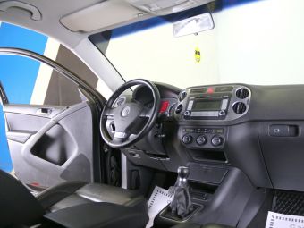 Volkswagen Tiguan, 1.4 л, МКПП, 2009 фото 2