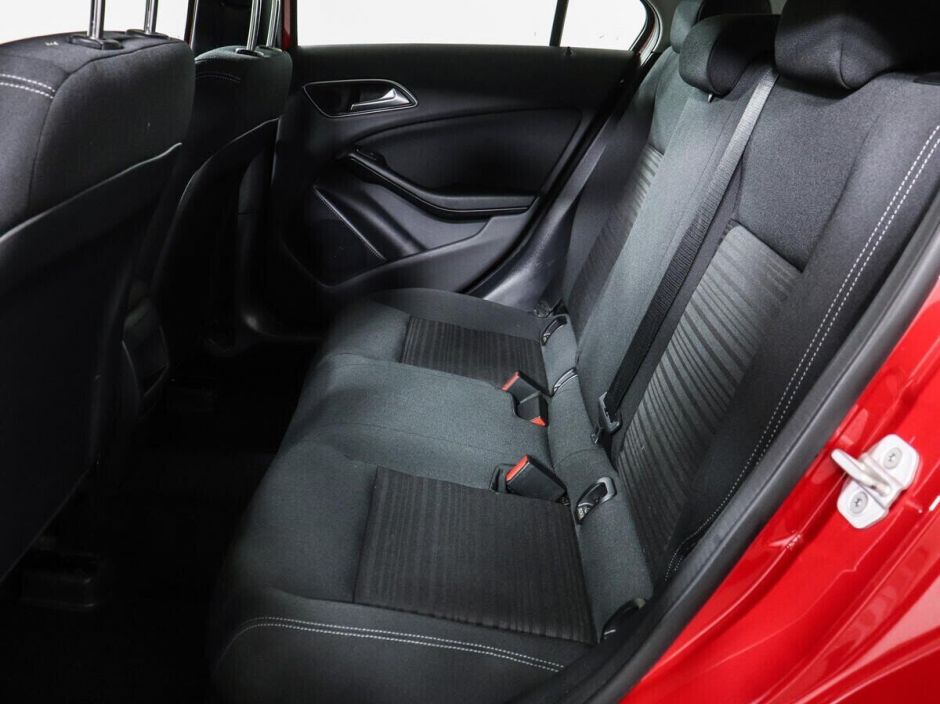 Mercedes-Benz A-Класс, 1.6 л, Робот, 2013 фото 1