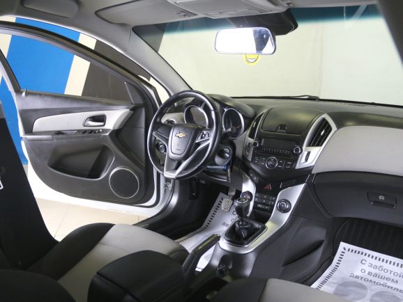 Chevrolet Cruze, 1.8 л, МТ, 2014 фото 2