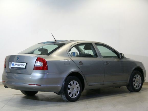 Skoda Octavia, 1.6 л, АТ, 2011 фото 5