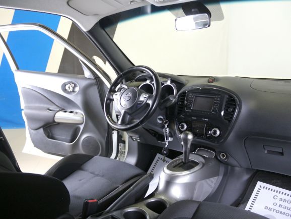Nissan Juke, 1.6 л, Вариатор, 2011 фото 2