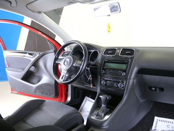 Volkswagen Golf, 1.6 л, Робот, 2012 фото 2