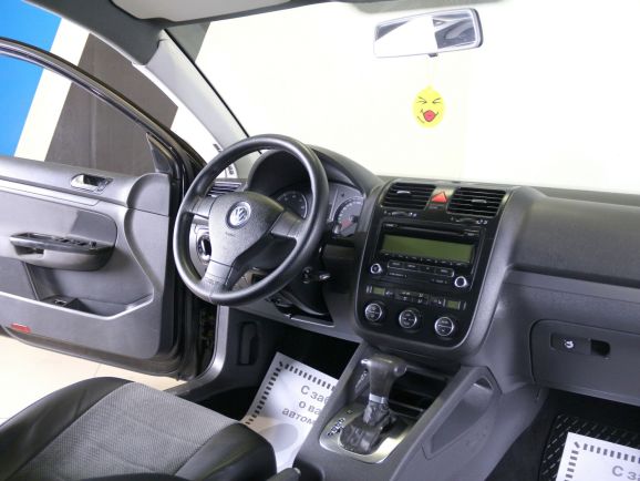Volkswagen Jetta, 1.6 л, АТ, 2008 фото 2