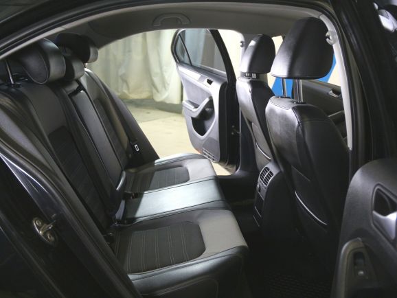 Volkswagen Jetta, 1.4 л, Робот, 2013 фото 1