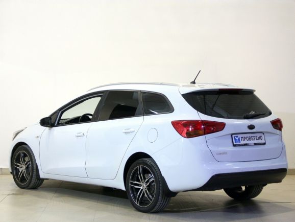 Kia Ceed Luxe, 1.6 л, АТ, 2015 фото 6