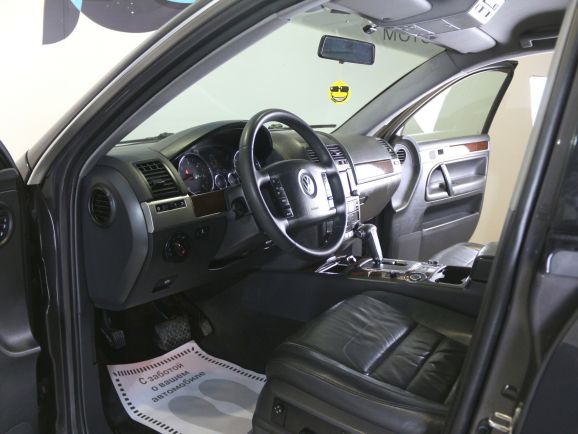 Volkswagen Touareg R5 2.5TDI, 2.5 л, АТ, 2009 фото 2