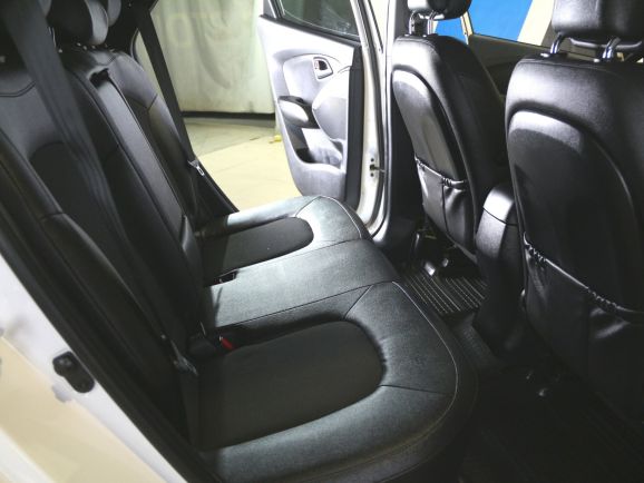 Hyundai ix35, 2.0 л, АТ, 2013 фото 1