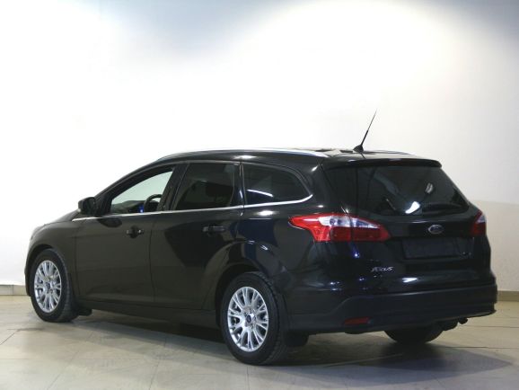 Ford Focus Titanium, 1.6 л, Робот, 2014 фото 5