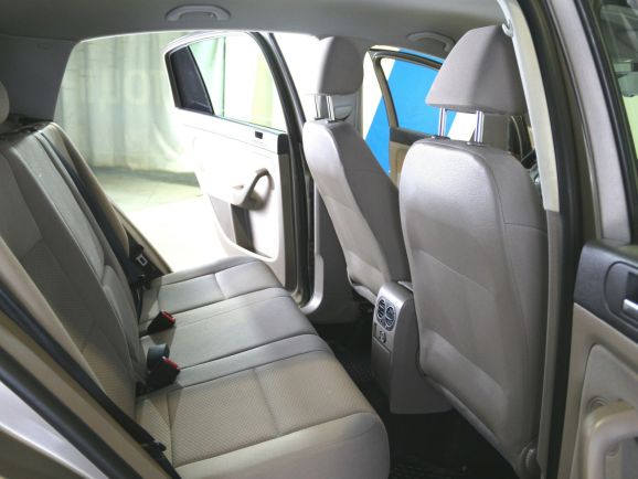 Volkswagen Golf Plus, 1.4 л, Робот, 2012 фото 1