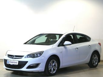 Opel Astra Cosmo, 1.6 л, АКПП, 2013 фото 3