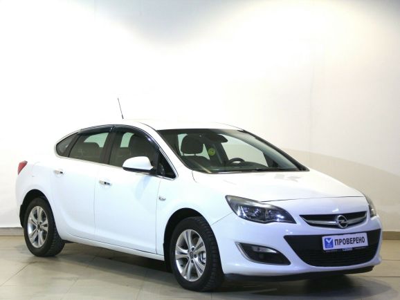 Opel Astra Cosmo, 1.6 л, АТ, 2013 фото 4