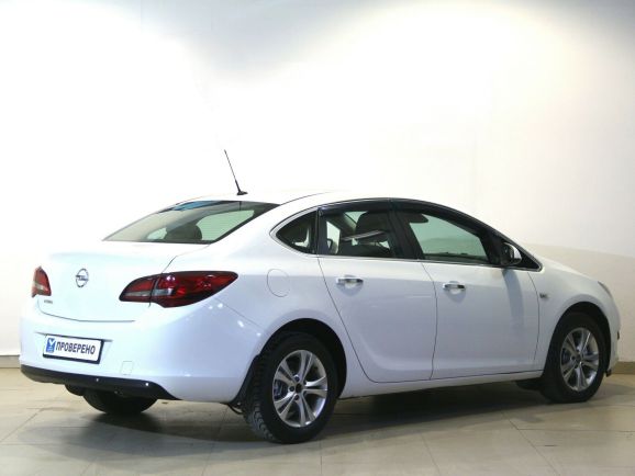 Opel Astra Cosmo, 1.6 л, АТ, 2013 фото 6