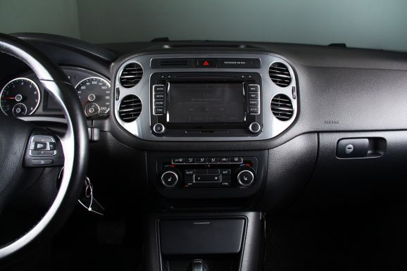 Volkswagen Tiguan, 1.4 л, Робот, 2012 фото 11