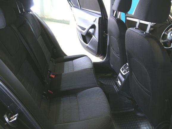 Skoda Octavia, 1.8 л, МТ, 2015 фото 1