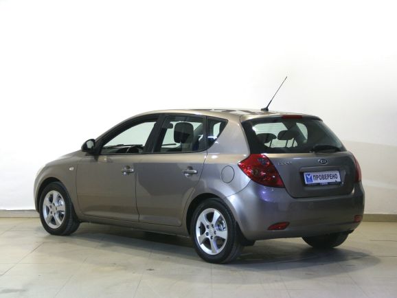 Kia Ceed, 1.6 л, АТ, 2009 фото 6