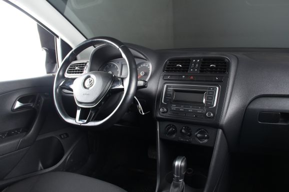 Volkswagen Polo, 1.6 л, АТ, 2016 фото 12