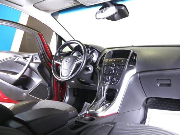 Opel Astra, 1.6 л, АТ, 2010 фото 2