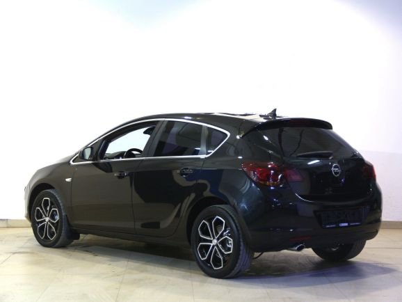 Opel Astra, 1.4 л, АТ, 2012 фото 6