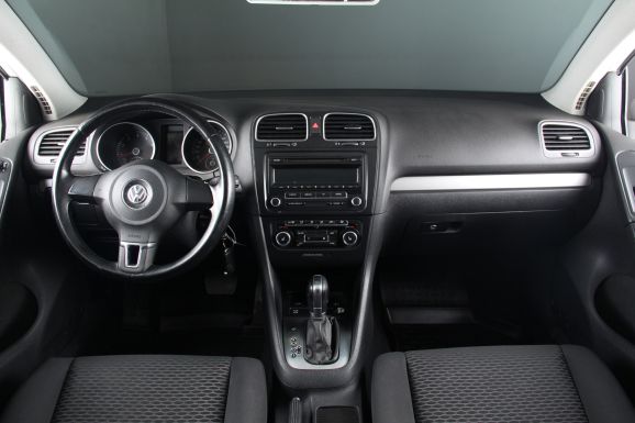 Volkswagen Golf, 1.6 л, Робот, 2012 фото 10