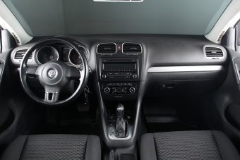 Volkswagen Golf, 1.6 л, РКПП, 2012 фото 10