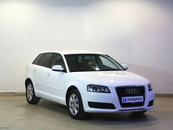 Audi A3, 1.2 л, Робот, 2012 фото 4