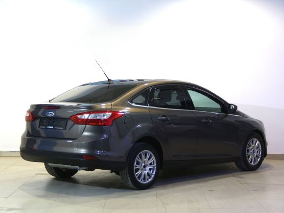 Ford Focus Titanium, 1.6 л, МТ, 2012 фото 6