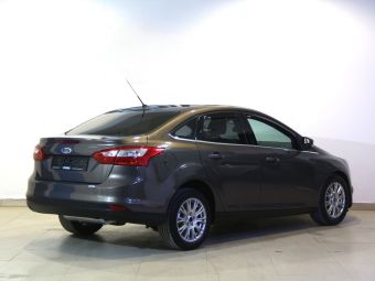 Ford Focus Titanium, 1.6 л, МКПП, 2012 фото 6