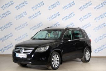 Volkswagen Tiguan, 2.0 л, АКПП, 2010 фото 3