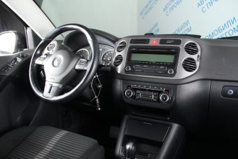 Volkswagen Tiguan, 2.0 л, АКПП, 2010 фото 11