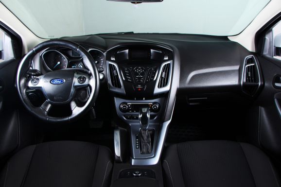 Ford Focus, 1.6 л, Робот, 2014 фото 10