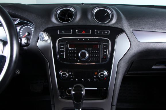 Ford Mondeo, 2.0 л, АТ, 2012 фото 12