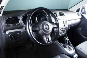 Volkswagen Golf, 1.6 л, РКПП, 2012 фото 7