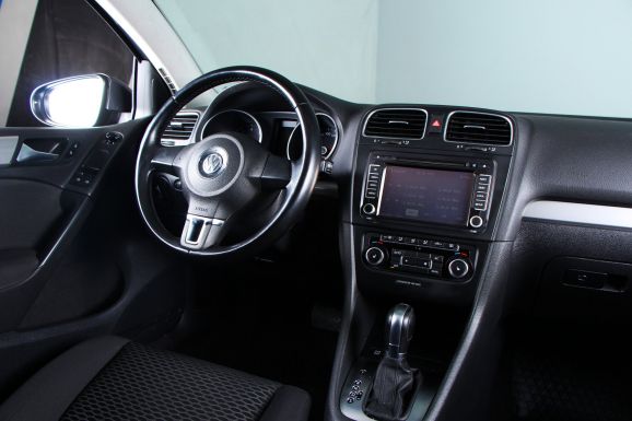 Volkswagen Golf, 1.6 л, Робот, 2012 фото 11