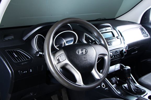Hyundai ix35, 2.0 л, МТ, 2011 фото 9