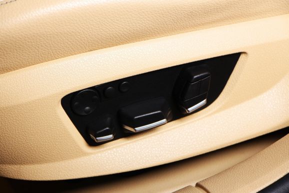 BMW 7 серии, 4.4 л, АТ, 2012 фото 17