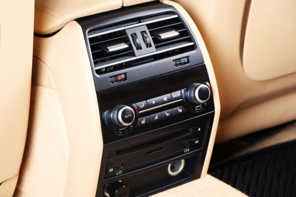 BMW 7 серии, 4.4 л, АТ, 2012 фото 1