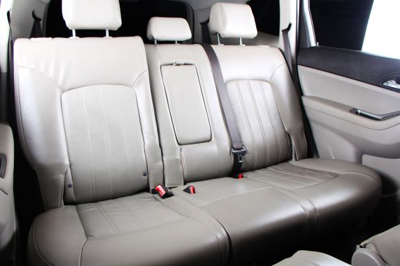 Chevrolet Orlando, 1.8 л, АТ, 2013 фото 1