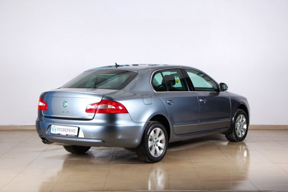 Skoda Superb, 1.8 л, Робот, 2012 фото 6