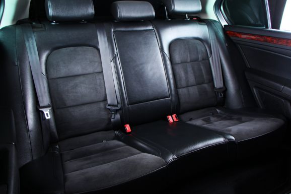 Skoda Superb, 1.8 л, Робот, 2012 фото 2