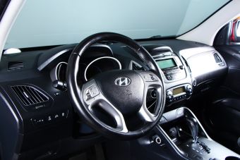 Hyundai ix35, 2.0 л, АКПП, 2010 фото 9