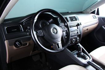 Volkswagen Jetta, 1.4 л, РКПП, 2013 фото 9