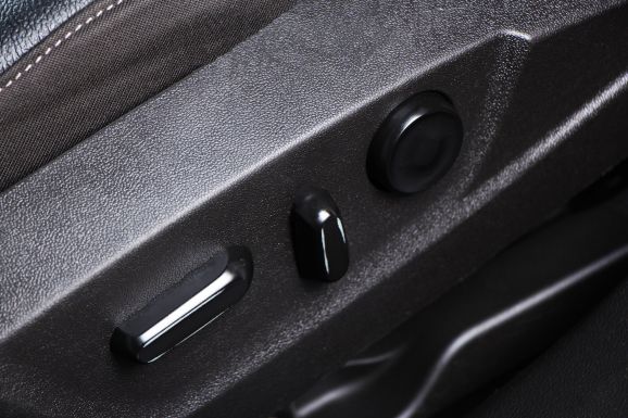 Opel Insignia, 2.0 л, АТ, 2012 фото 10