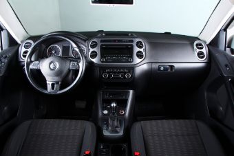 Volkswagen Tiguan, 2.0 л, АКПП, 2012 фото 10