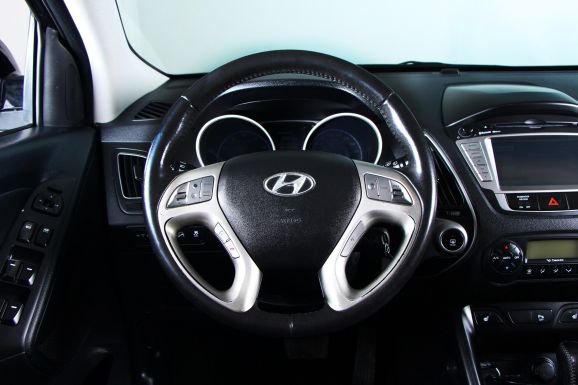 Hyundai ix35, 2.0 л, АТ, 2012 фото 12